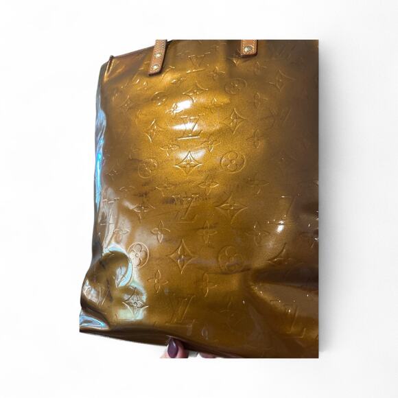 Louis Vuitton Reade MM tote bag in bronze Monogram Vernis patent leather. - Picture 4 of 5